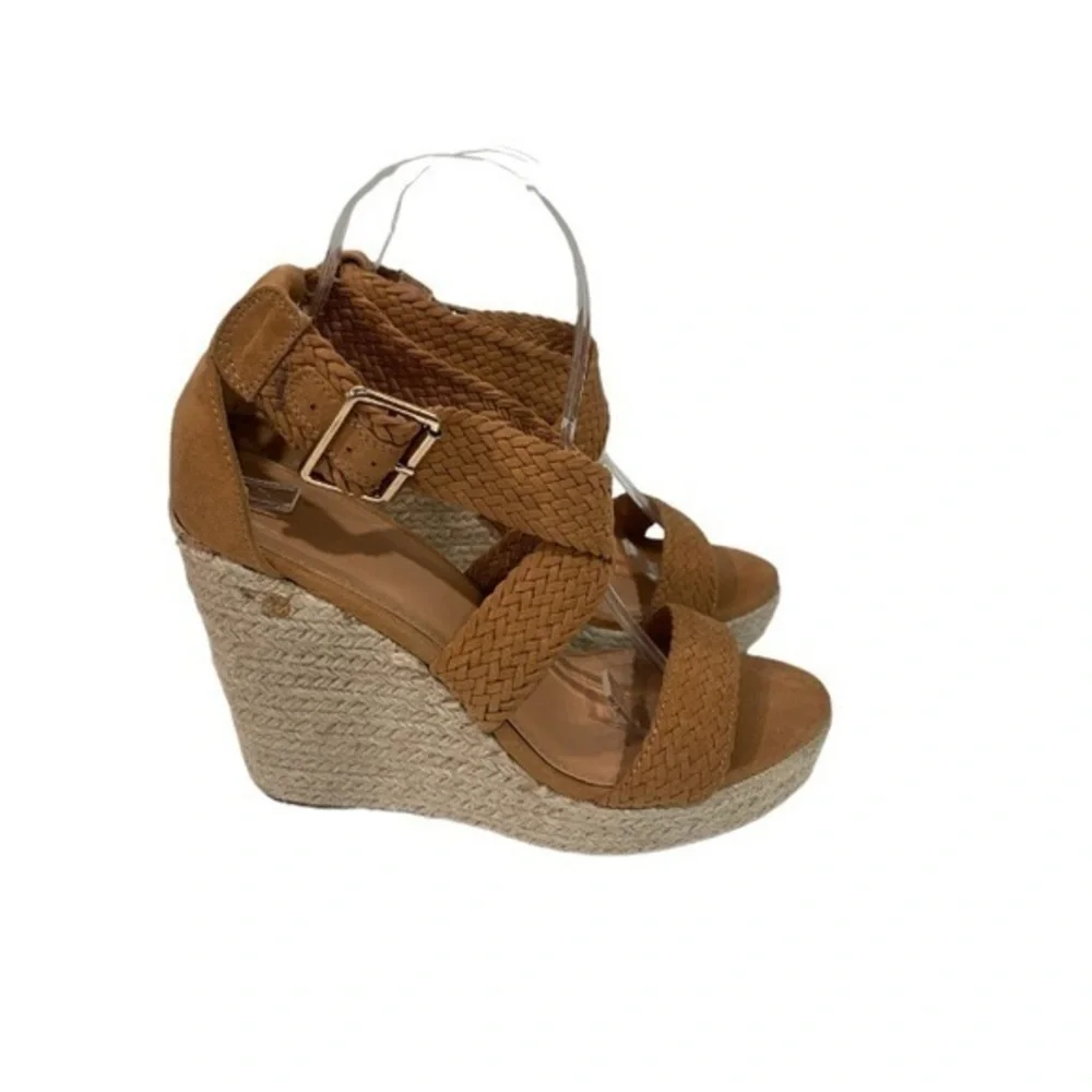 CHARLOTTE RUSSE tan braided open toe platform wedge size 8